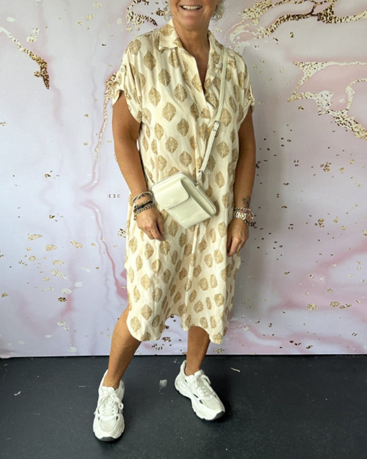 Liora™ | Robe Loose avec Col Revers et Manches Courtes