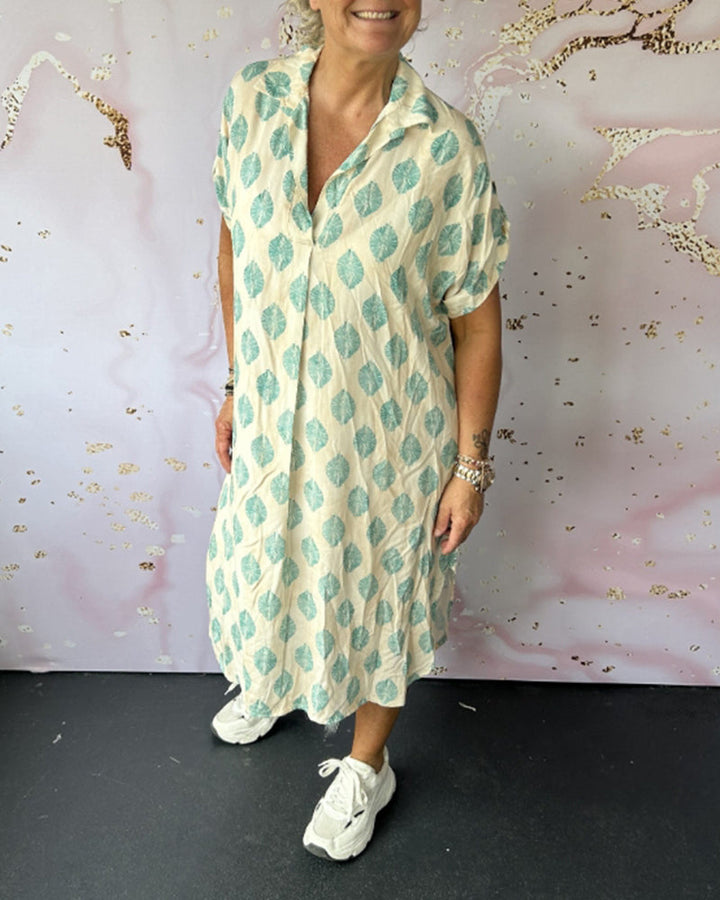 Liora™ | Robe Loose avec Col Revers et Manches Courtes