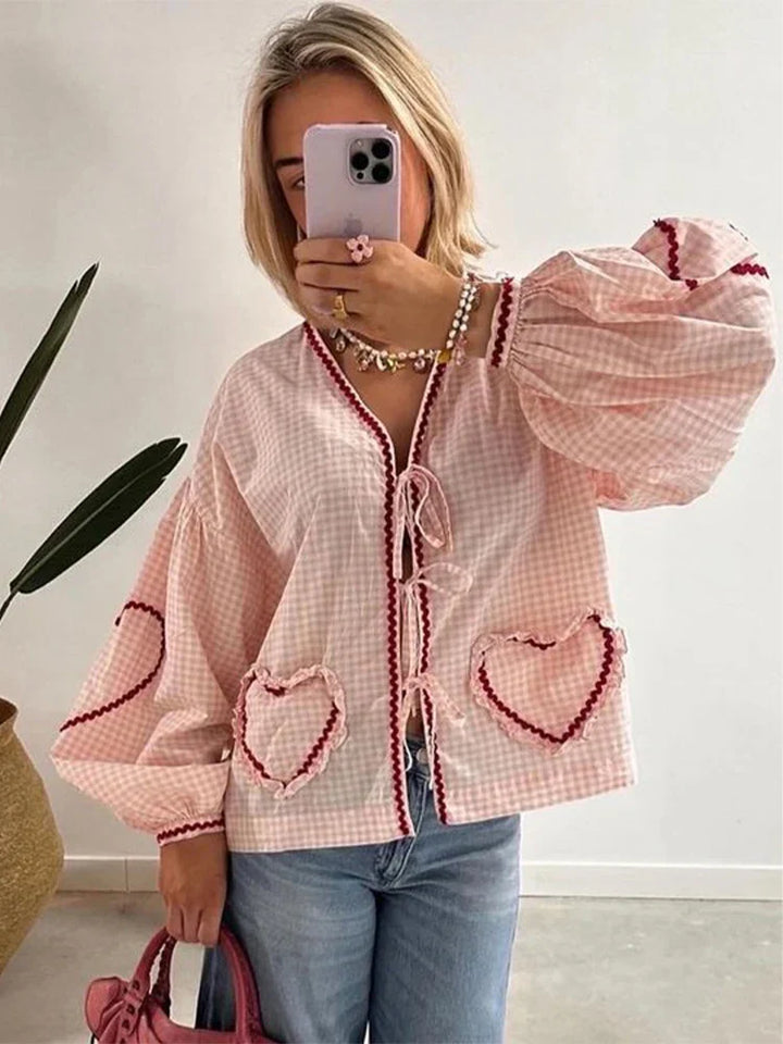 MILA - Blouse en forme de cœur