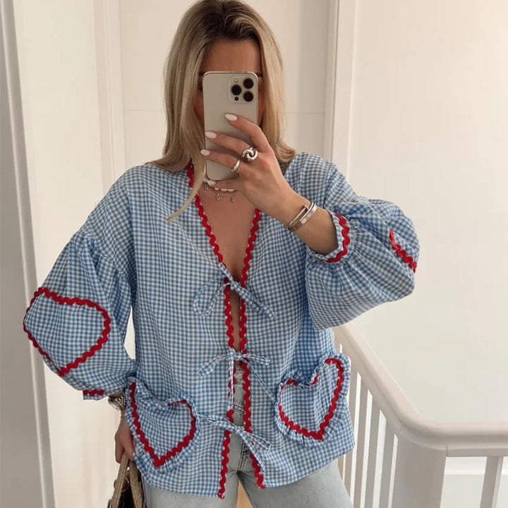 MILA - Blouse en forme de cœur